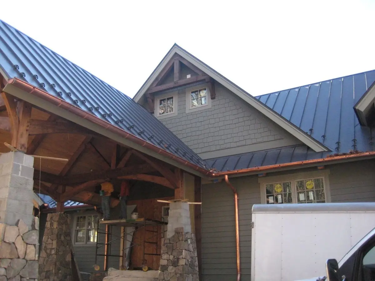 Craftsman Roofing team delivering quality roofing work in Rock Spring